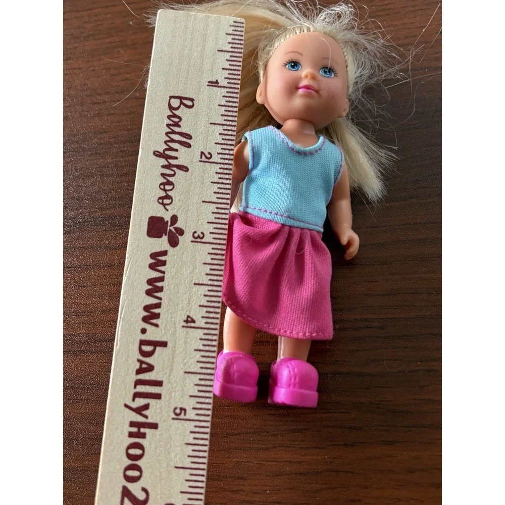 Vintage Simba Blonde Baby Posable Doll 4.5